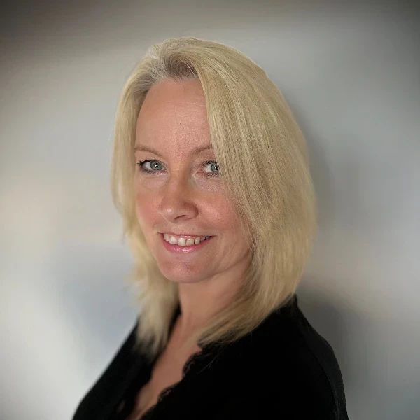 Paula Francis